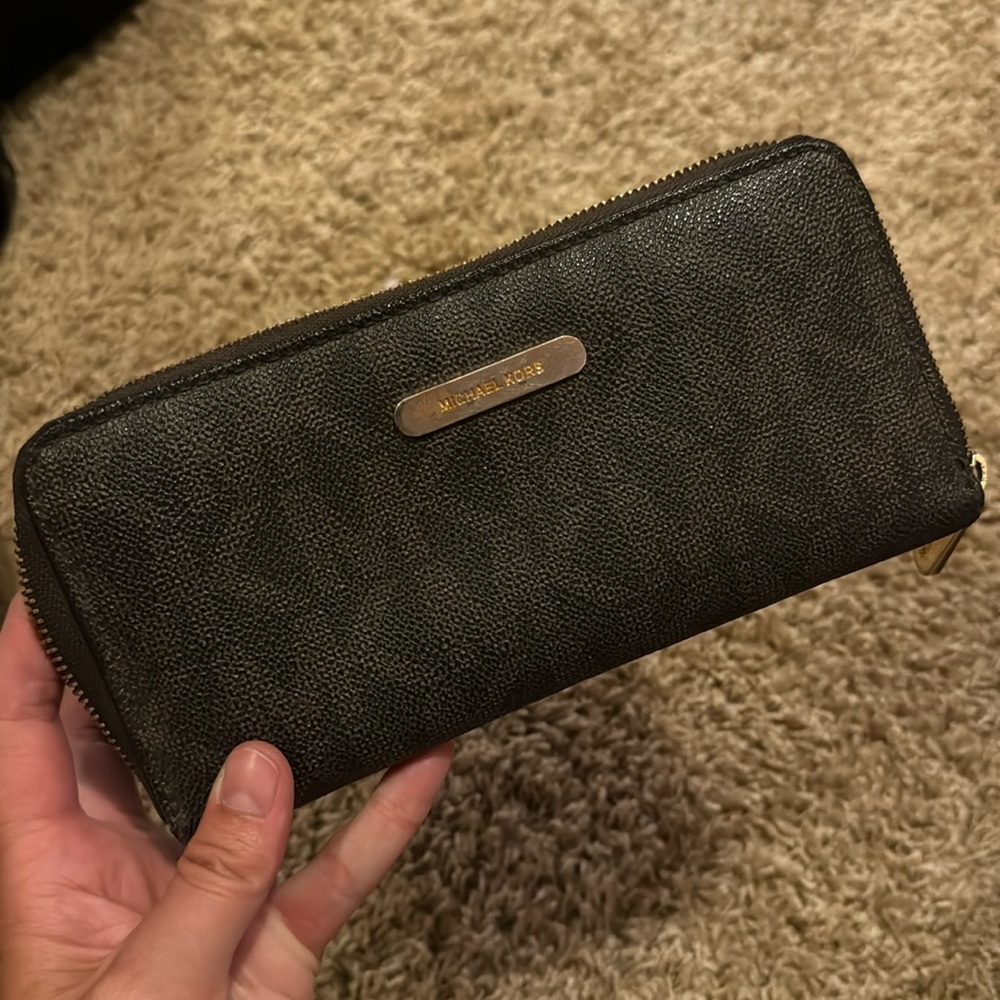Michael Kors wallet